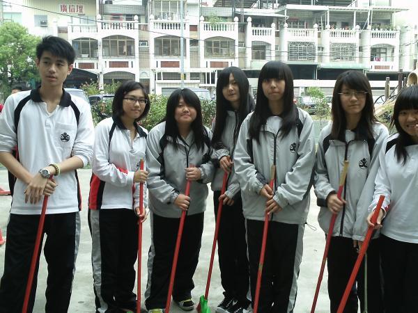 學務處義工社